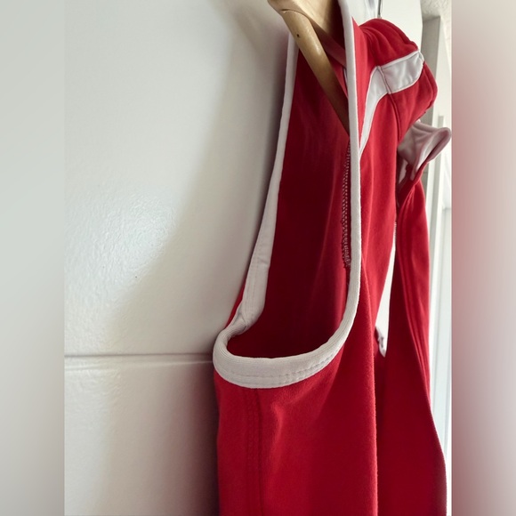 Lululemon: Women’s Sleeveless Full Zip-Up Top (ptp approx 16.5in) - Picture 9 of 12